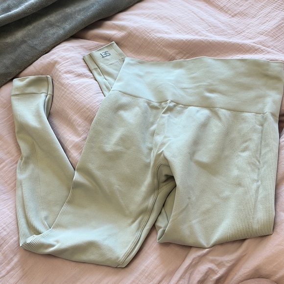 SET active oatmilk leggings sculpt flex - Picture 2 of 5